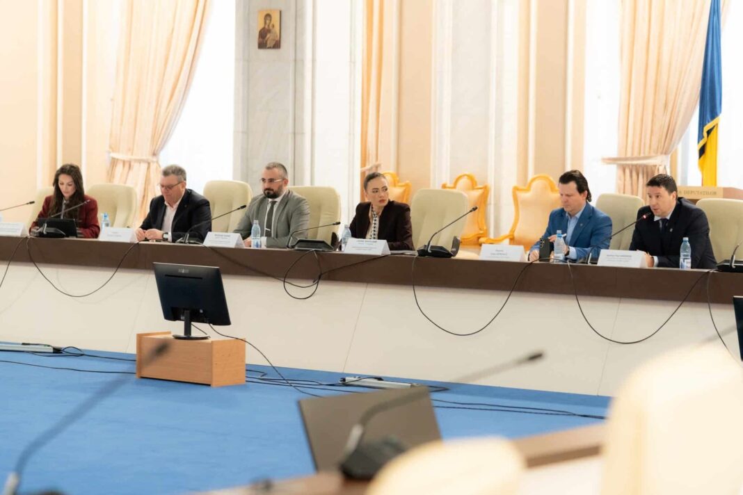 NEWS.ro: AUR: Românii merită adevărul despre anularea alegerilor, dar pentru a doua zi consecutiv instituţiile statului sfidează Parlamentul şi refuză să dea explicaţii
