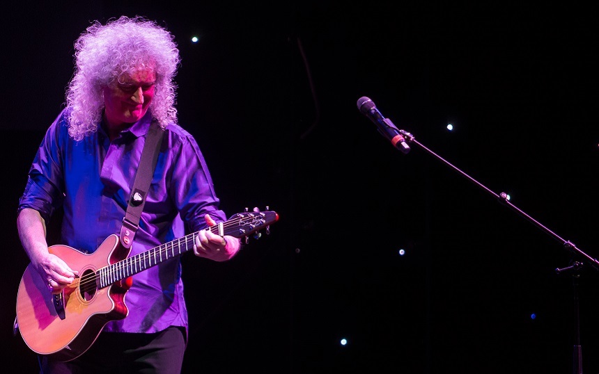 NEWS.ro: Brian May a spus că în prezent este prea periculos pentru Queen să susţină un turneu în SUA