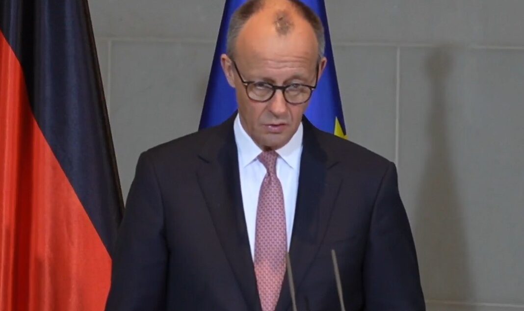 NEWS.ro: Cancelarul Germaniei: România şi Germania susţin împreună Ucraina din punct de vedere politic, financiar, umanitar şi militar / Îi ajutăm pe prietenii noştri în aceste zile crunte de iarnă în care Rusia atacă sistematic infrastructura energetică