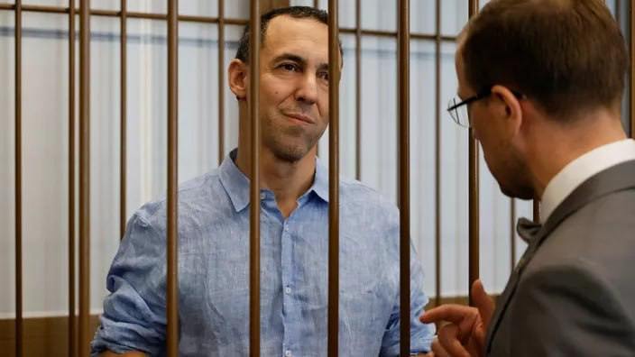 NEWS.ro: Cercetătorul francez Laurent Vinatier a fost eliberat de Moscova în schimbul unui baschetbalist rus deţinut în Franţa