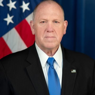 NEWS.ro: Cine este Tom Homan, „ţarul” frontierelor de la Casa Albă pe care Trump îl trimite în Minnesota