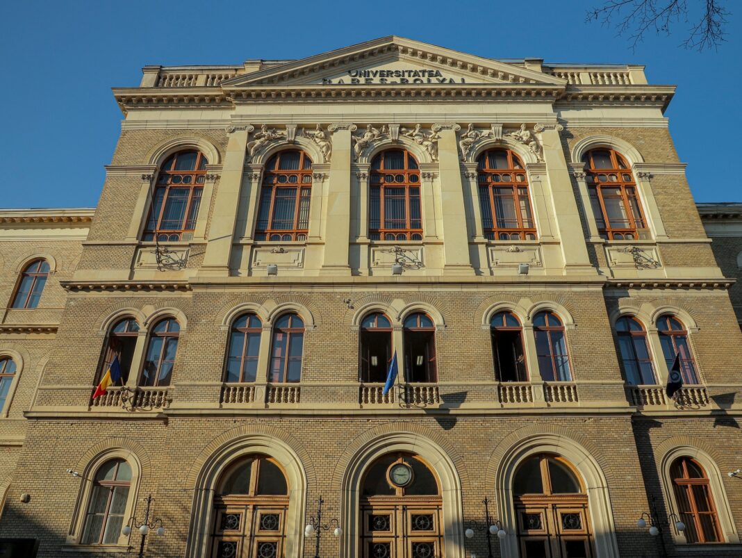 NEWS.ro: Clasamentul mondial al universităţilor pe discipline realizat de Times Higher Education - Universitatea Babeş-Bolyai din Cluj-Napoca, prezentă în 9 din cele 11 domenii evaluate la nivel global - DOCUMENT