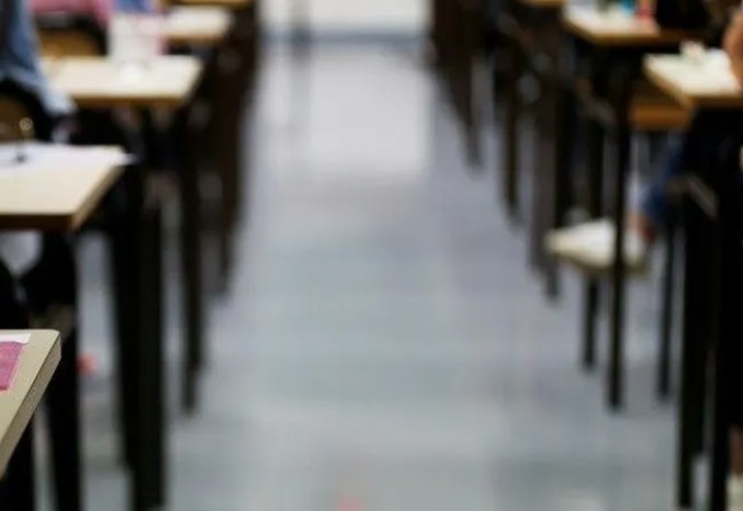 NEWS.ro: Copiii de origine străină din Austria care cunosc insuficient germana sunt obligaţi să urmeze cursuri de vară: „Limba germană este cheia succesului şcolar şi a unei vieţi de succes”