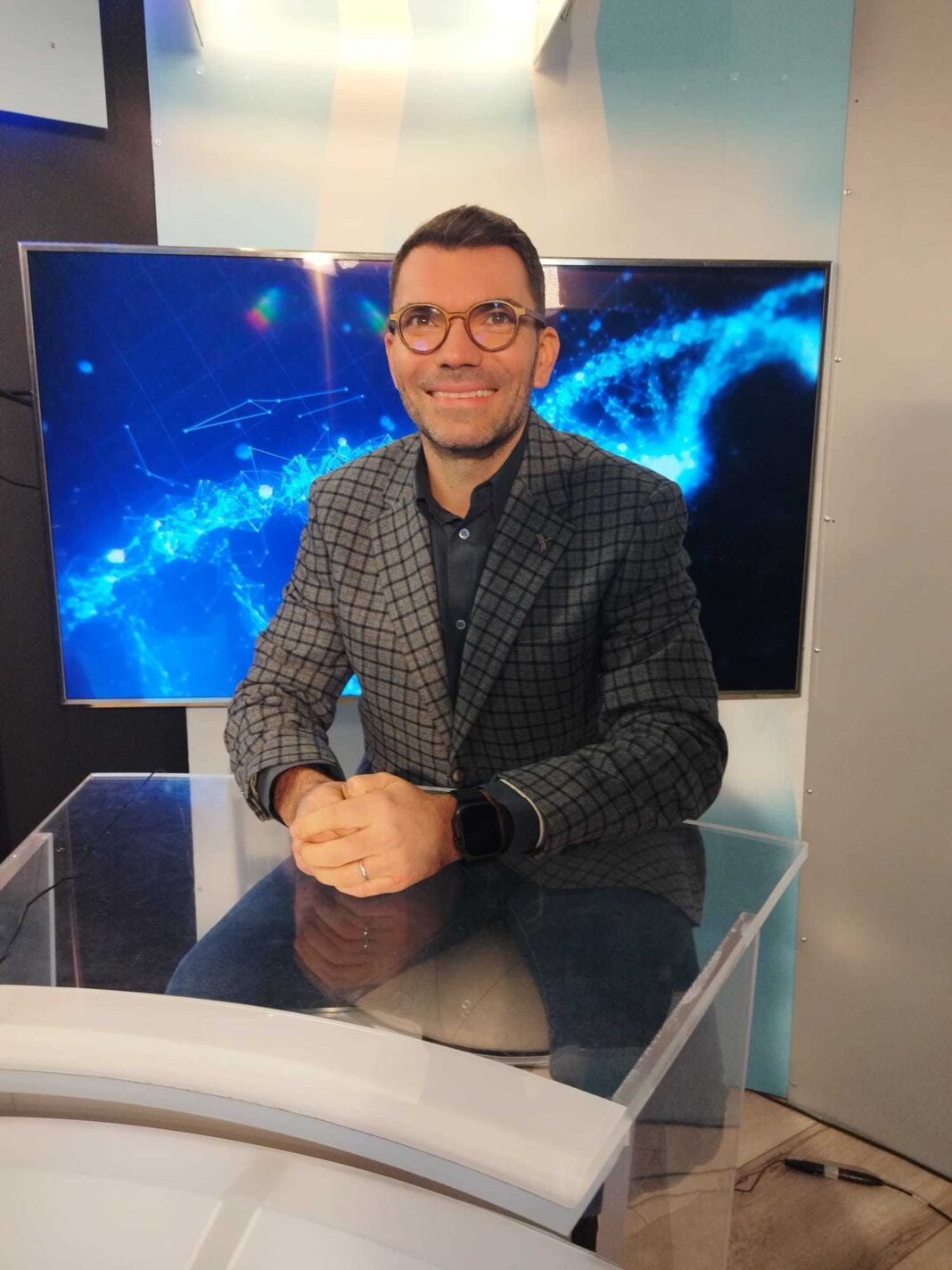 NEWS.ro: Dr. Bogdan Pascu, endocrinolog pediatru: O treime dintre copiii din România au mai multe kilograme decât ar fi normal