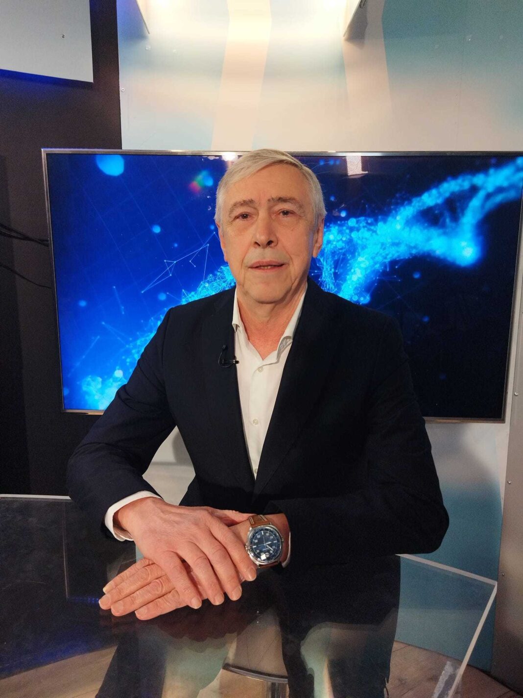 NEWS.ro: Dr. Marian Burcea: Institutul de Urgenţe Oftalmologice ”Prof. Dr. Mircea Olteanu” face toate tipurile de transplant care se fac în lume/ Din nefericire, România nu are încă o bancă de cornee, iar din acest motiv apelăm la bănci de cornee din străinătate