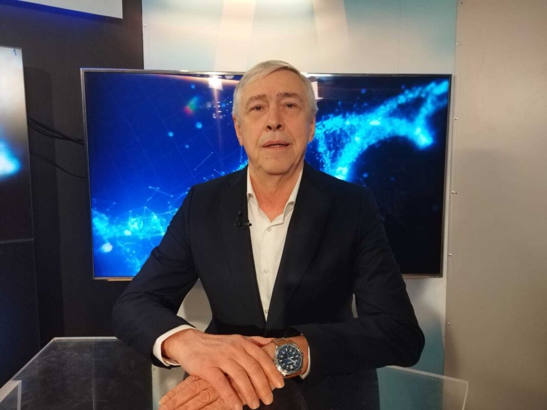 NEWS.ro: Dr. Marian Burcea: La Institutul de Urgenţe Oftalmologice ”Prof. Dr. Mircea Olteanu” se realizează aproximativ 14.000 de intervenţii chirurgicale într-un an