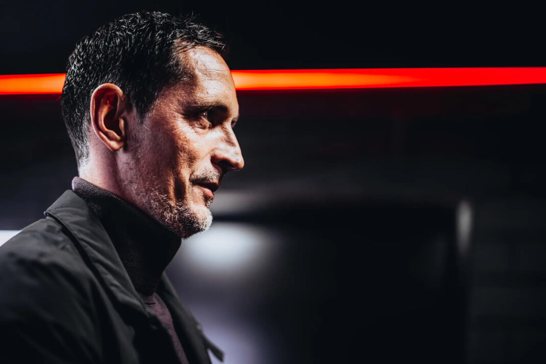 NEWS.ro: Fotbal: Eintracht Frankfurt l-a demis pe antrenorul Dino Toppmoller