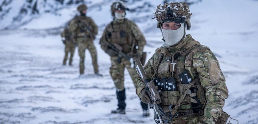 NEWS.ro: Franţa cere un ”exerciţiu NATO” în Groenlanda şi se declară ”pregătită să contribuie la el”