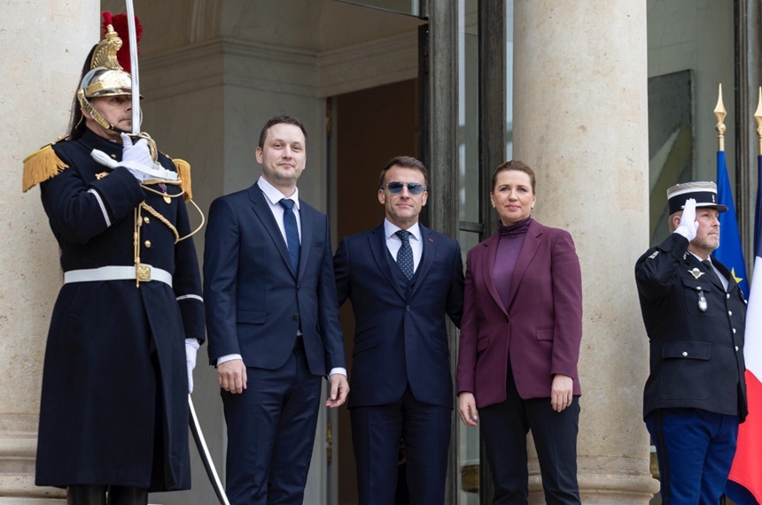 NEWS.ro: Franţa, Groenlanda şi Danemarca fac apel la o ”trezire strategică a Europei”, o reînarmare a Europei şi o consolidare a NATO în Arctica