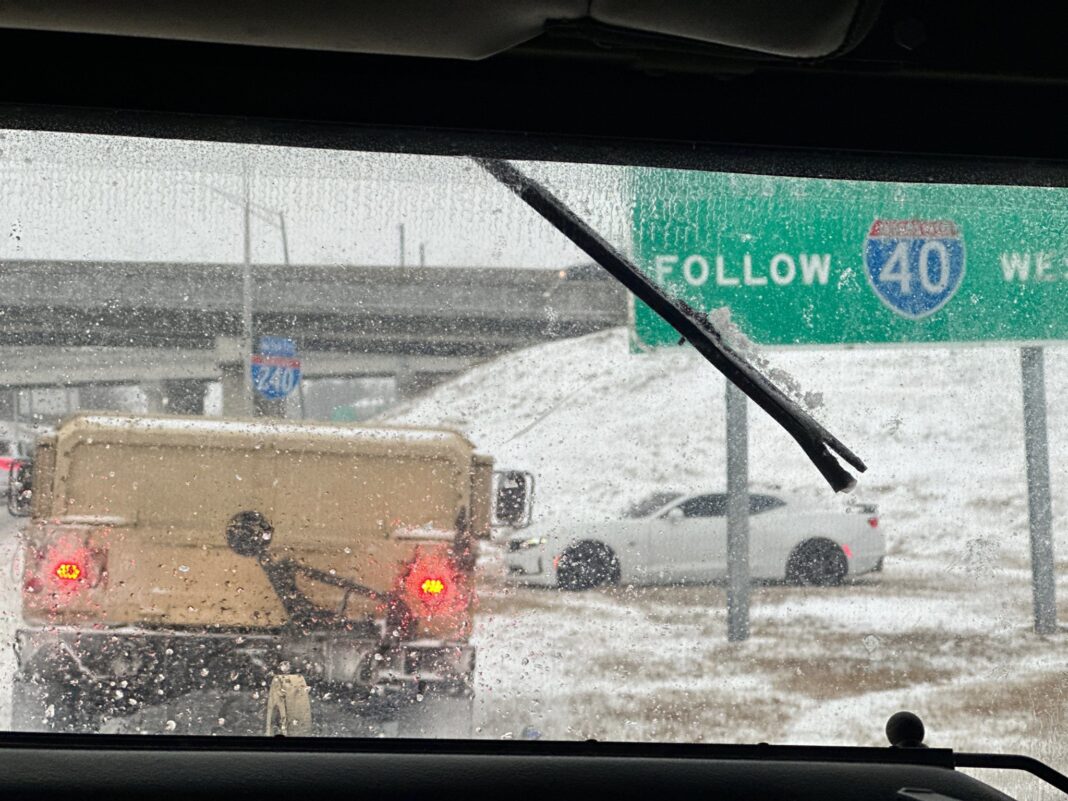 NEWS.ro: Furtuna din SUA a lăsat deja 160.000 de persoane fără energie electrică şi a provocat anularea a mii de zboruri