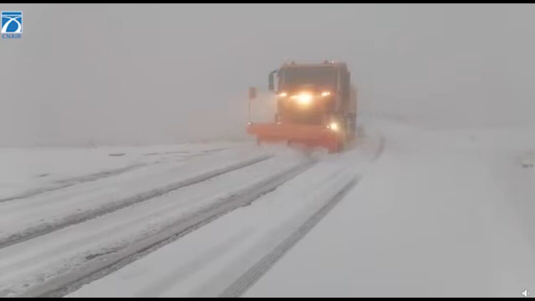 NEWS.ro: Guvern - Instituţiile guvernamentale acţionează pentru remedierea efectelor cauzate de situaţia meteorologică / Comandament de iarnă, la MAI, la ora 14.00