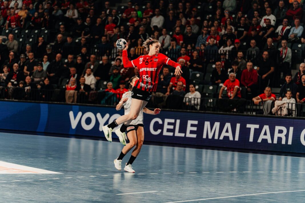 NEWS.ro: Handbal feminin: Team Esbjerg - Gloria Bistriţa, scor 32-28, în Liga Campionilor