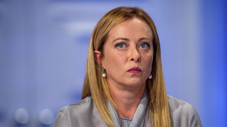 NEWS.ro: Incendiul din Crans-Montana: Giorgia Meloni denunţă „o insultă” după eliberarea lui Jacques Moretti