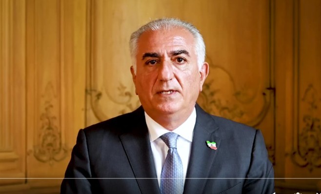 NEWS.ro: Iran - Fiul şahului detronat îndeamnă protestatarii să se pregătească să preia controlul asupra centrelor urbane