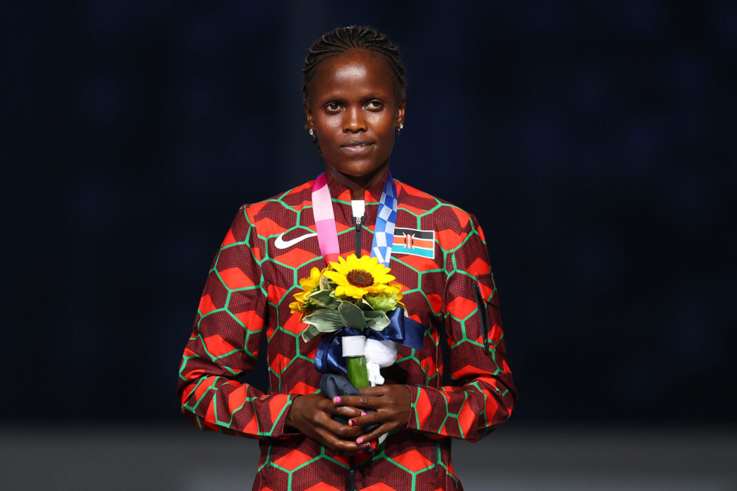 NEWS.ro: JO 2028: Kenyana Brigid Kosgei va concura pentru Turcia