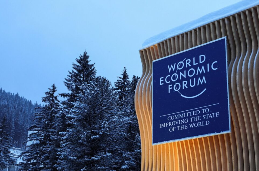 NEWS.ro: Liderii UE urcă pe scena de la Davos, în timp ce Trump ameninţă cu tarife vamale