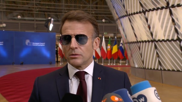 NEWS.ro: Macron este mulţumit că tensiunile s-au calmat, în timp ce cancelarul Germaniei speră ca alianţa transatlantică să fie restabilită