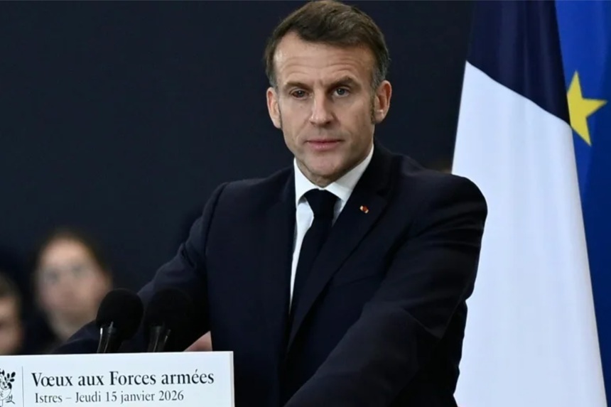 NEWS.ro: Macron, ”ochiul tigrului” în faţa armatei franceze