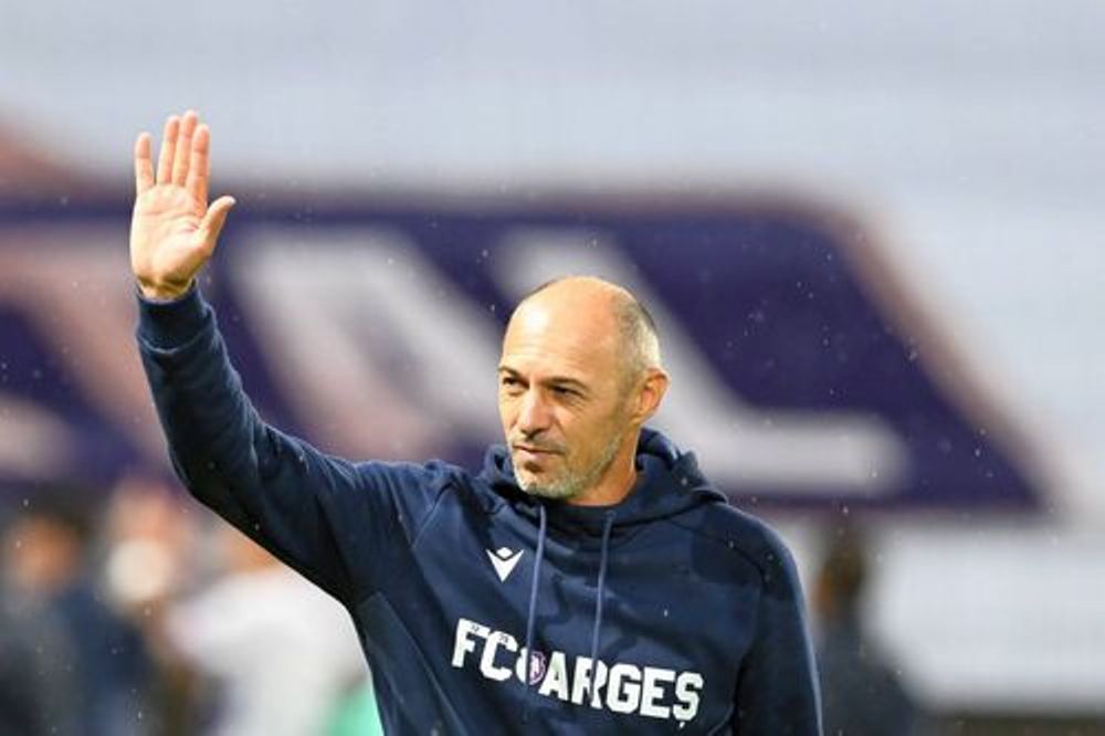 NEWS.ro: Meciul FC Argeş-FCSB: Bogdan Andone – Nu, nu suntem deloc în play-off. Sunt foarte multe echipe în luptă