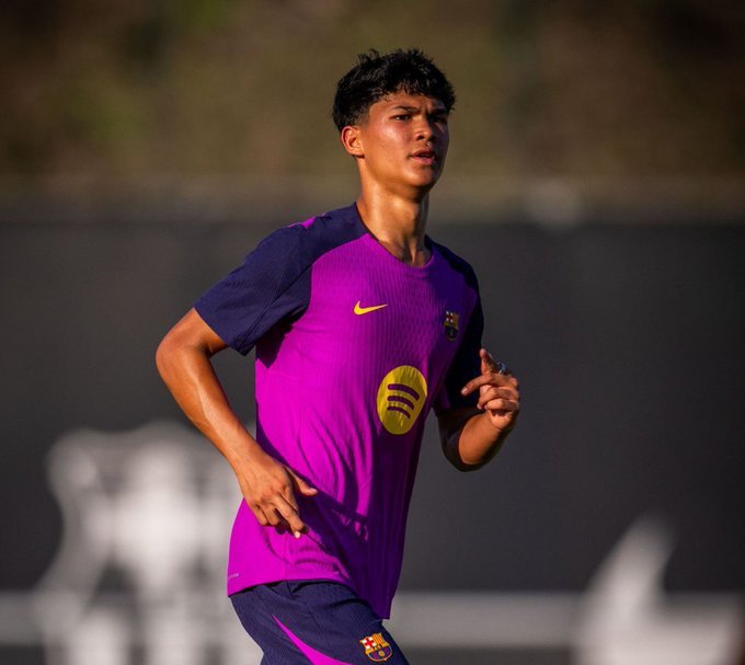 NEWS.ro: Mercato: Mijlocaşul de 18 ani, Dro Fernandez, va semna cu PSG