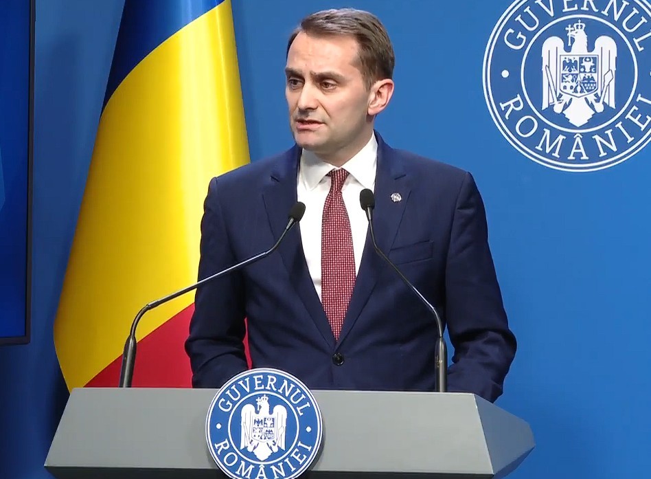 NEWS.ro: Mihai Jurca, şeful Cancelariei premierului: Programul SAFE are ca şi principal obiectiv dezvoltarea industriei europene de apărare şi asta implicit înseamnă şi dezvoltarea industriei româneşti de apărare