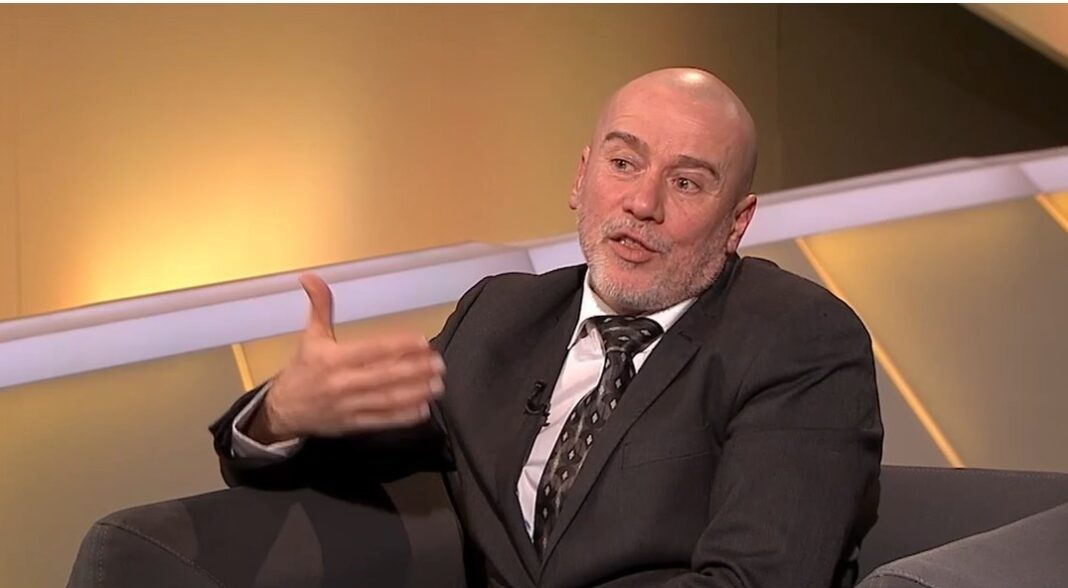 NEWS.ro: Ministrul Culturii: Nu cred că există oameni care, chiar şi involuntar, să nu-l citeze, măcar parţial sau chiar şi incorect sau imprecis, pe Eminescu. El a intrat în porii noştri