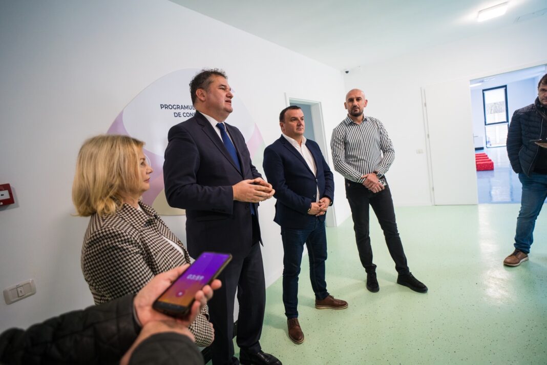 NEWS.ro: Ministrul Dezvoltării, Cseke Attila: În PNRR ne-am asumat crearea a 4.500 de noi locuri pentru antepreşcolari în toată ţara şi, până în prezent, am creat 3.220 de noi locuri în creşe