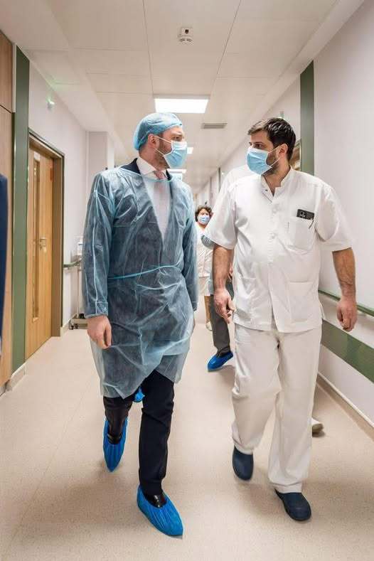 NEWS.ro: Ministrul Sănătăţii, Alexandru Rogobete anunţă că a sesizat Colegiul Medicilor din România în cazul tânărului decedat la Buzău: În perioada următoare la Spitalul Judeţean Buzău va avea loc un audit administrativ şi verificări prin Corpul de Control