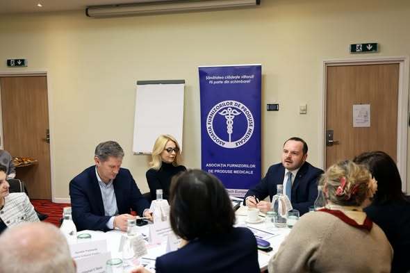 NEWS.ro: Ministrul Sănătăţii, întâlnire cu reprezentanţi ai instituţiilor centrale, ai managementului spitalelor publice şi ai organizaţiilor din domeniul echipamentelor medicale: Realitatea din spitale este clară: nevoia de tehnologie modernă este mare