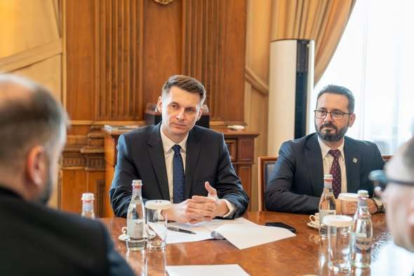 NEWS.ro: Mircea Abrudean, preşedintele Senatului: România, Republica Moldova şi Ucraina vor să înfiinţeze o Cameră de Comerţ Trilaterală