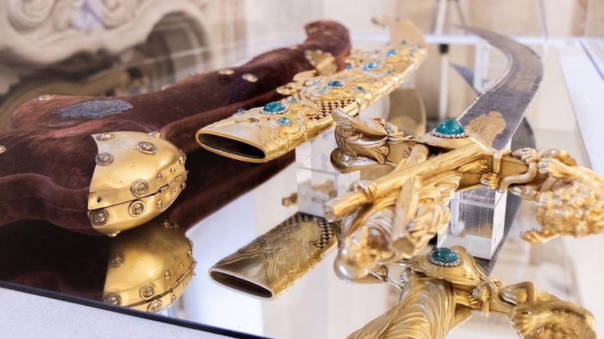 NEWS.ro: Muzeul Naţional Cotroceni, deschis pentru public în 24 ianuarie. Sabia de paradă dăruită principelui Cuza de principele Serbiei, între exponate