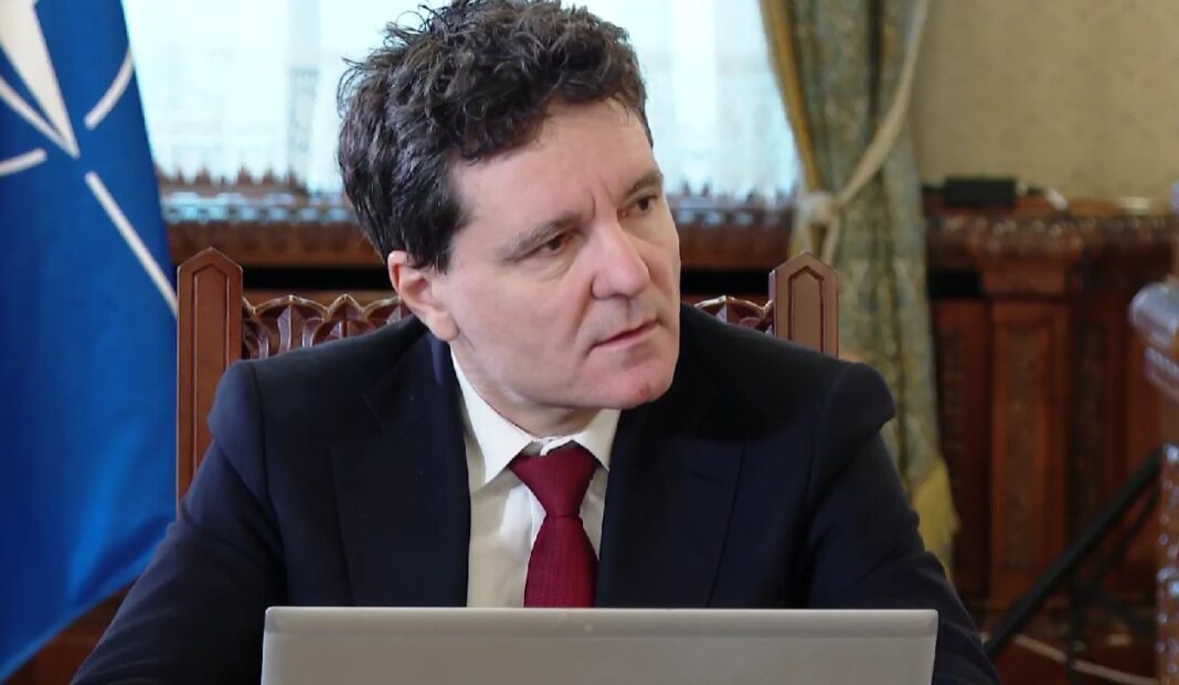 NEWS.ro: Nicuşor Dan admite că măsurile luate de Guvern ar fi putut fi adoptate astfel încât să aibă un efect ”mai puţin dureros” asupra populaţiei: Locurile din care tai sau adaugi pot să fie altele