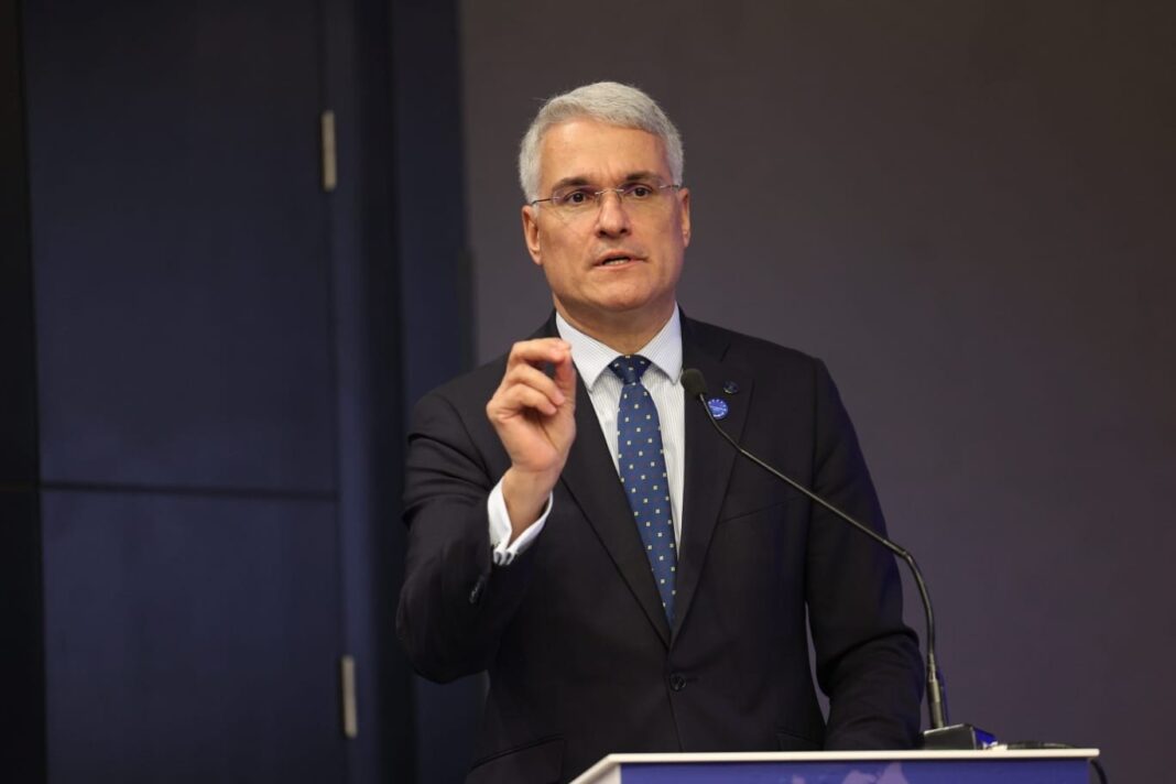 NEWS.ro: Pîslaru: Cererea de plată 3 provine dintr-o suspendare, din 2021 până în martie 2025 nu s-au făcut nişte lucruri/ CSM-ul şi cei care au contestat aceste lucruri ar trebui să îşi asume responsabilitatea pentru modul în care se va concluziona