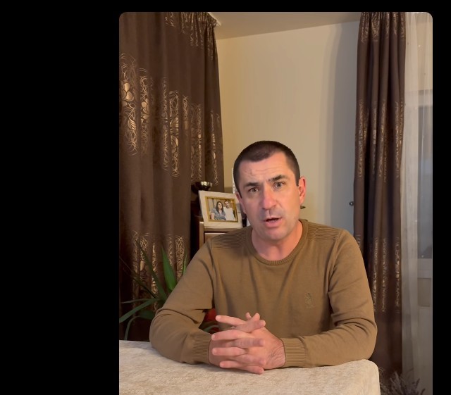 NEWS.ro: Primar PNL, acuzat că a trimis unei fete de 13 ani imagini indecente. Instanţa a emis ordin de protecţie, el a contestat. Reacţia edilului: O încercare a vieţii. M-am suspendat din funcţiile politice, rămân primarul vostru, îmi iubesc şi respect familia -