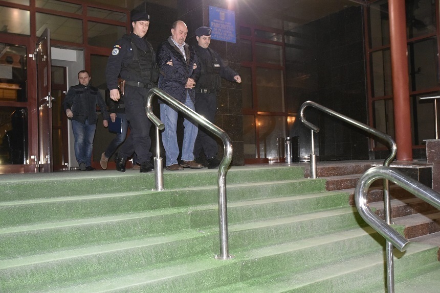 NEWS.ro: Procesul în care fostul sindicalist Liviu Luca şi apropiaţi ai acestuia au fost găsiţi, în primă instanţă, vinovaţi de delapidare şi obligaţi la plata a peste 15 milioane de lei se reia de la zero/ Faptele penale s-au prescris
