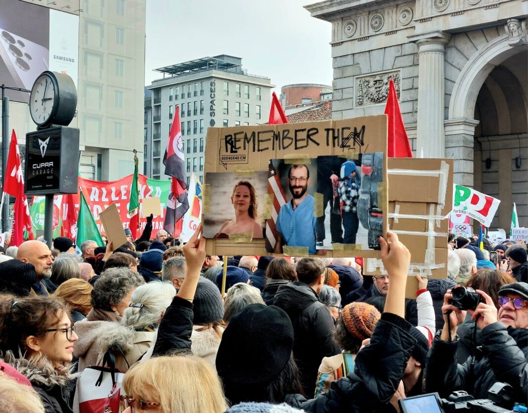 NEWS.ro: Protest la Milano faţă de prezenţa ICE la Jocurile Olimpice de iarnă