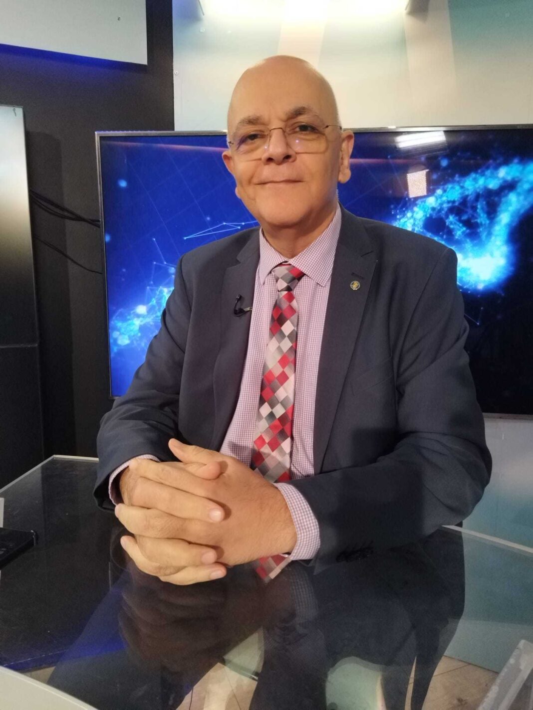 NEWS.ro: Raed Arafat: Bucureştiul este cu experienţa vastă din punctul de vedere al transferului cu avion şi mai ales al colaborării cu Ministerul Apărării