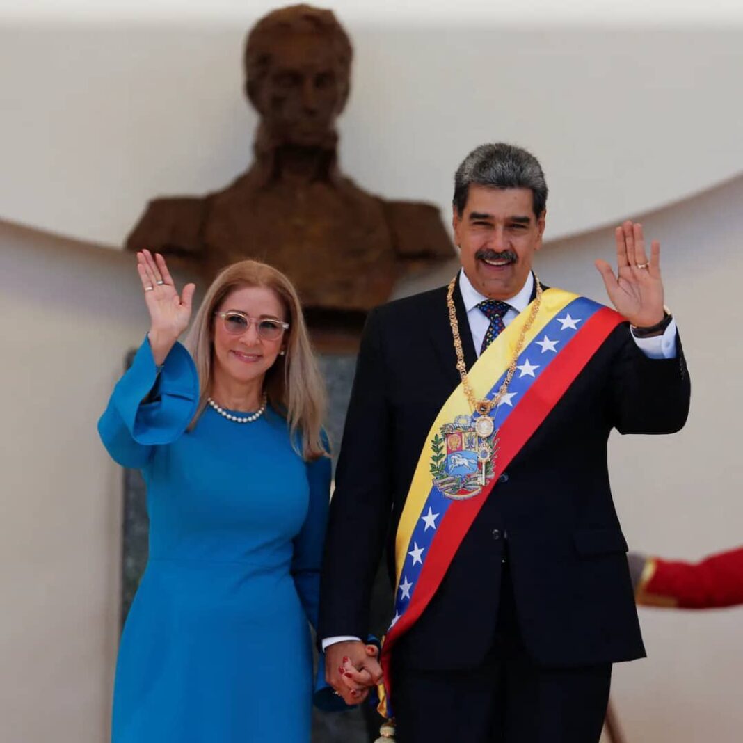 NEWS.ro: Reacţii ale investitorilor şi economiştilor la capturarea lui Nicolas Maduro de către SUA