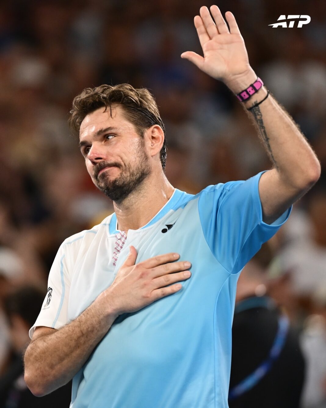NEWS.ro: Stan Wawrinka a jucat ultimul său meci la Australian Open. El a băut la final o bere cu ghimbir - VIDEO