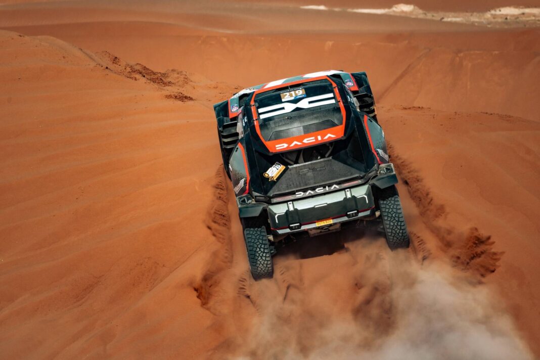 NEWS.ro: Sud-africanul Saood Variawa a câştigat etapa a opta la Dakar, la clasa auto. Nasser al-Attiyah (Dacia Sandriders) este lider la general