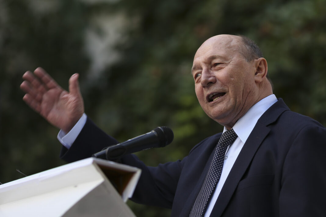 NEWS.ro: Traian Băsescu: Cred că preşedintele face o mare greşeală şi este într-o capcană, de fapt, să prezinte raportul cu motivele pentru care s-au anulat alegerile prezidenţiale în 2024