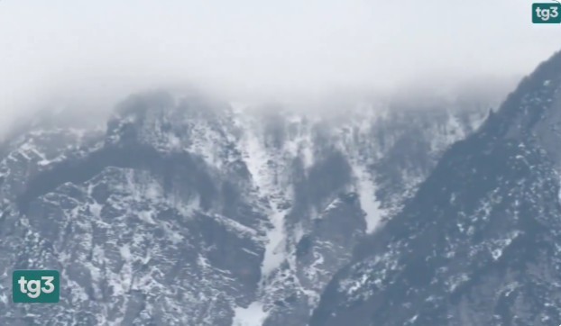 NEWS.ro: Trei persoane au murit şi mai multe au fost rănite în urma unei serii de avalanşe produse în Italia