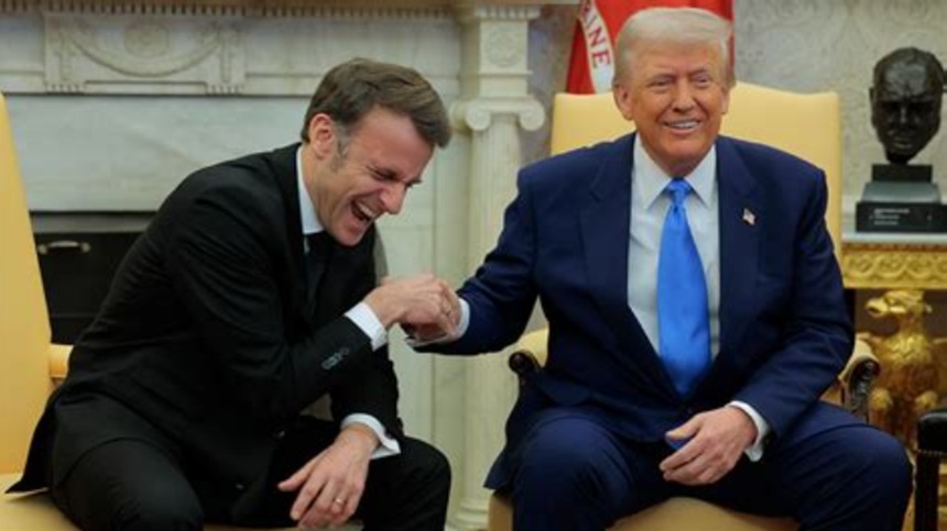 NEWS.ro: Trump afirmă din nou, pentru a treia oară în 20 de zile, că l-a obligat pe Macron să scumpească medicamentele. ”Sper că mă ascultă, pentru că nu mă crede, dar mă crede. Este un om bun”