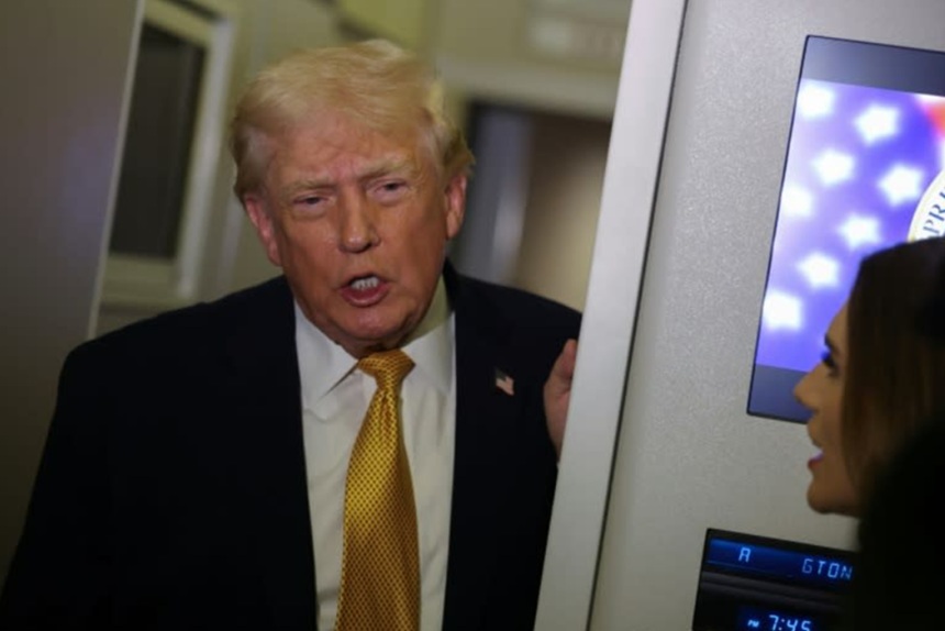 NEWS.ro: Trump dă asigurări că SUA conduc Venezuela, înaintea înfăţişării lui Maduro la un tribunal la New York. 70 de morţi şi 90 de răniţi în ”operaţiunea  de poliţie” americană. Defilare pe motociclete la Caracas a susţinătorilor lui Maduro