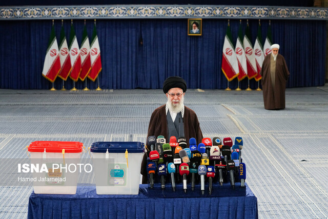 NEWS.ro: Trump refuză să excludă opţiunea militară în Iran şi preferă să planeze incertitudinea