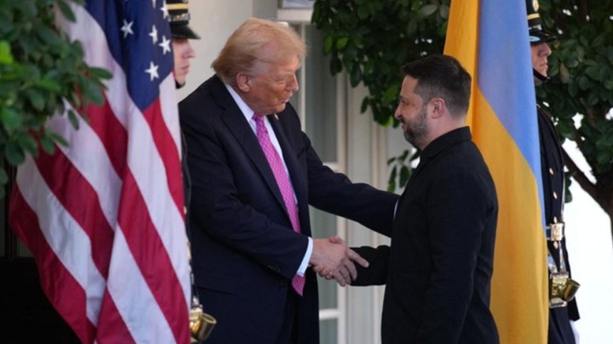 NEWS.ro: Trump spune că Zelenski, nu Putin, blochează acordul de pace în Ucraina