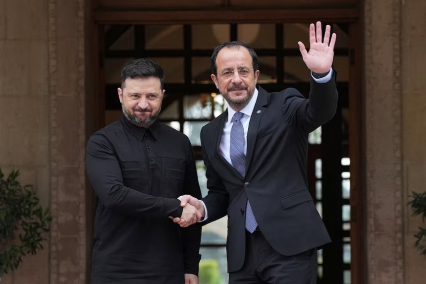 NEWS.ro: Ucraina cere o accelerare a aderării sale la Uniunea Europeană, la preluarea preşedinţiei UE de către Cipru