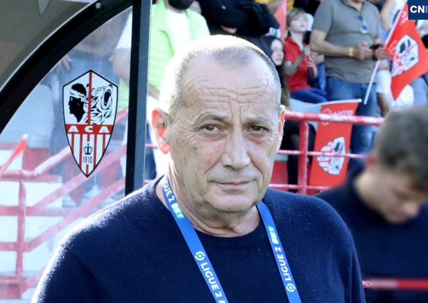 NEWS.ro: Un fost lider naţionalist corsican, Alain Orsoni, fost preşedinte al Clubului de Fotbal Athletic Club Ajaccio, asasinat prin împuşcare la funeraliile mamei sale în Corsica