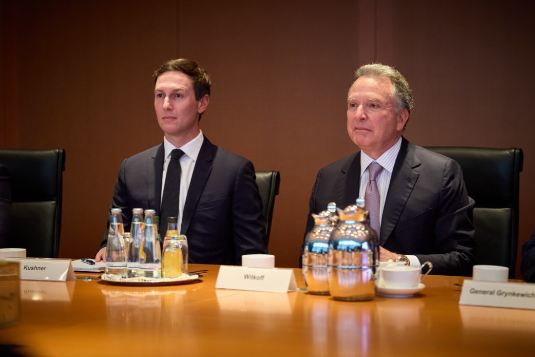 NEWS.ro: UPDATE. Negocierile trilaterale Ucraina - SUA - Rusia au început. Cine negociază la Abu Dhabi şi ce sugerează componenţa delegaţiei ruse?