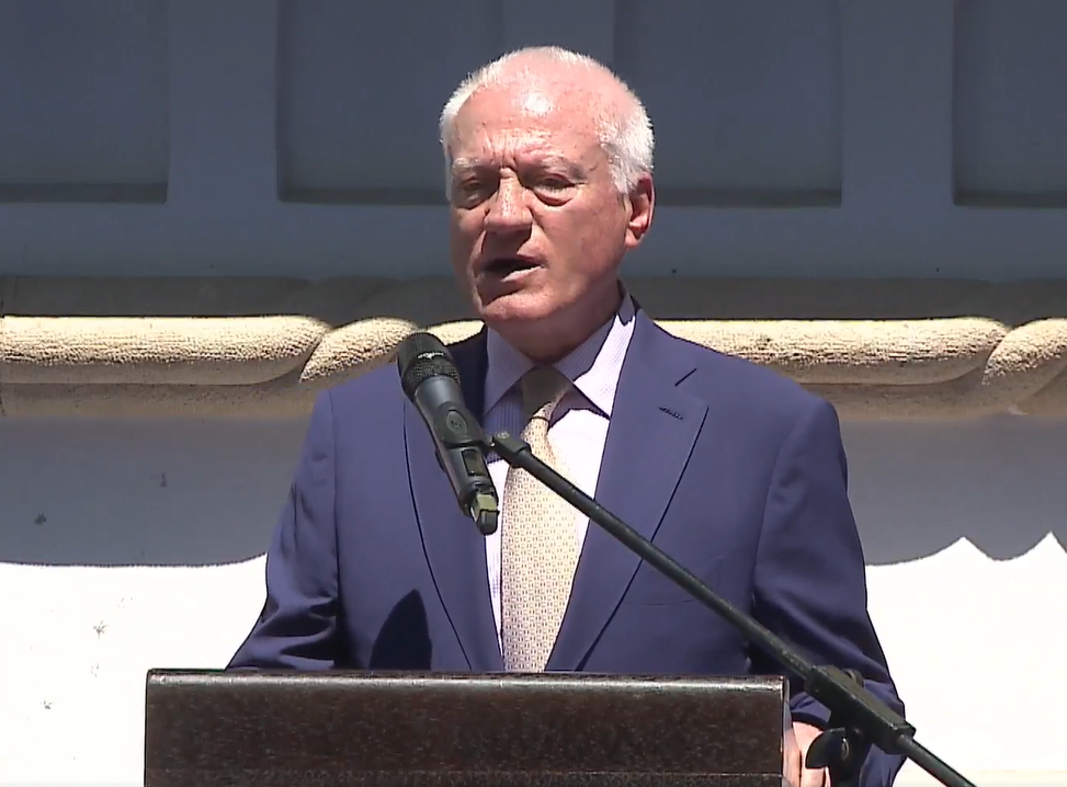 NEWS.ro: Valeriu Stoica, referitor la situaţia ministrului Justiţiei Radu Marinescu:  Dacă există un verdict academic care să confirme suspiciunea de plagiat, cred că ar trebui să îl dea cineva afară